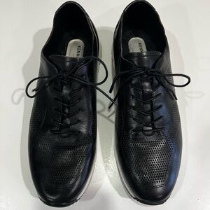 Kenneth Cole Bailey a Techni-Cole Sneakers in Excellent Condition